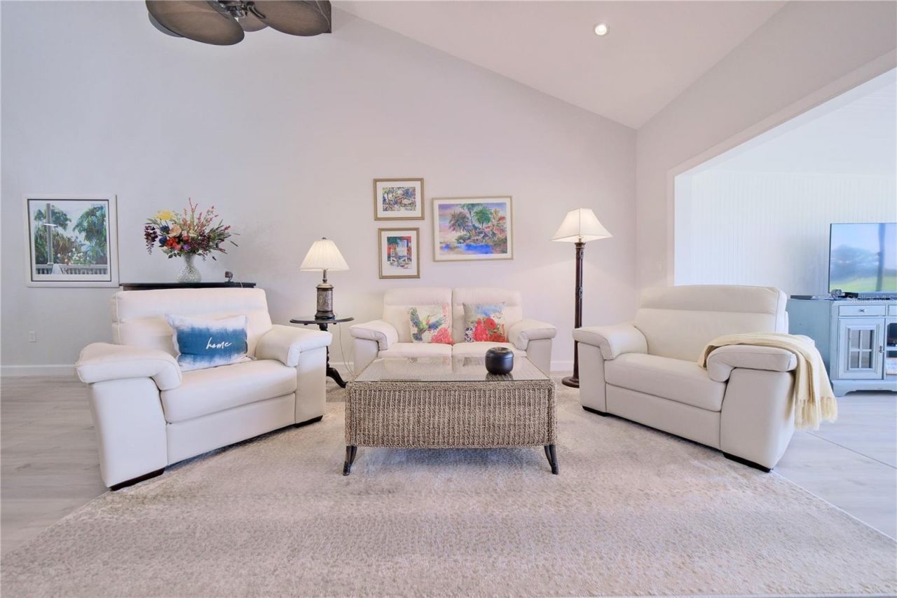 3605 Avenida Madera, Unit A, Bradenton, FL 34210 Photo