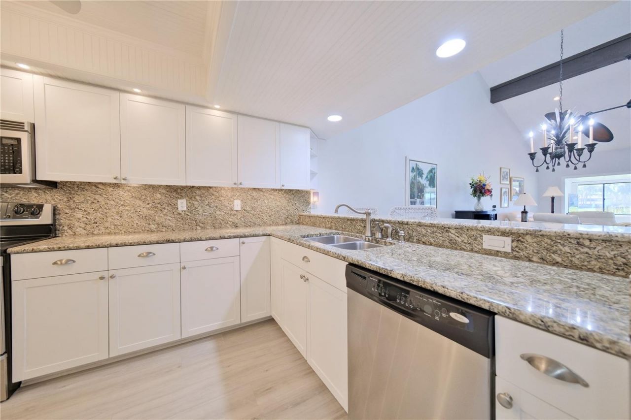 3605 Avenida Madera, Unit A, Bradenton, FL 34210 Photo