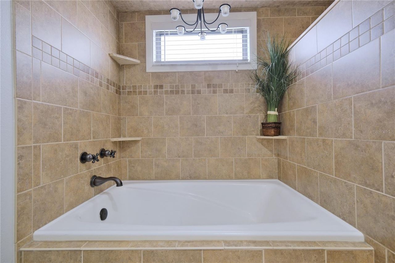 3605 Avenida Madera, Unit A, Bradenton, FL 34210 Photo