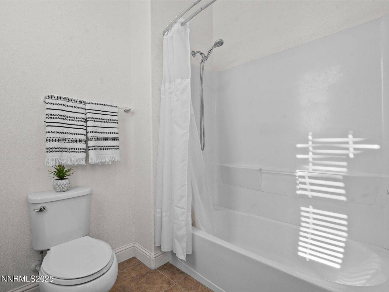 2135 Horse Prairie Road, Reno, NV 89521 Photo