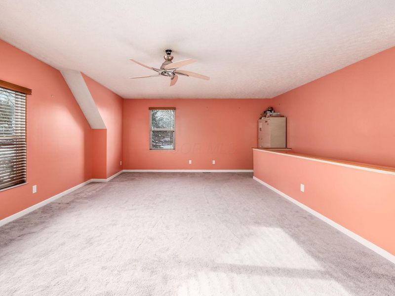 8133 Worthington Crsg Drive, Westerville, OH 43081 Photo 17