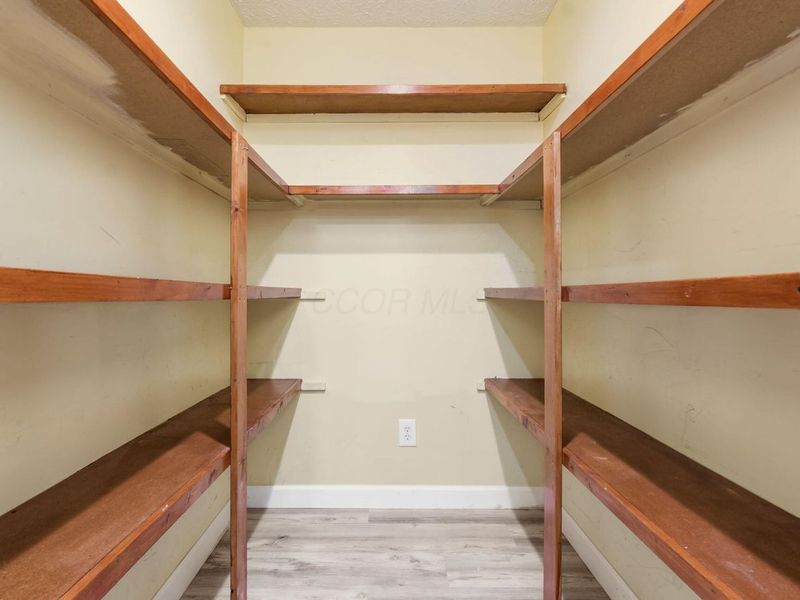 8133 Worthington Crsg Drive, Westerville, OH 43081 Photo 33