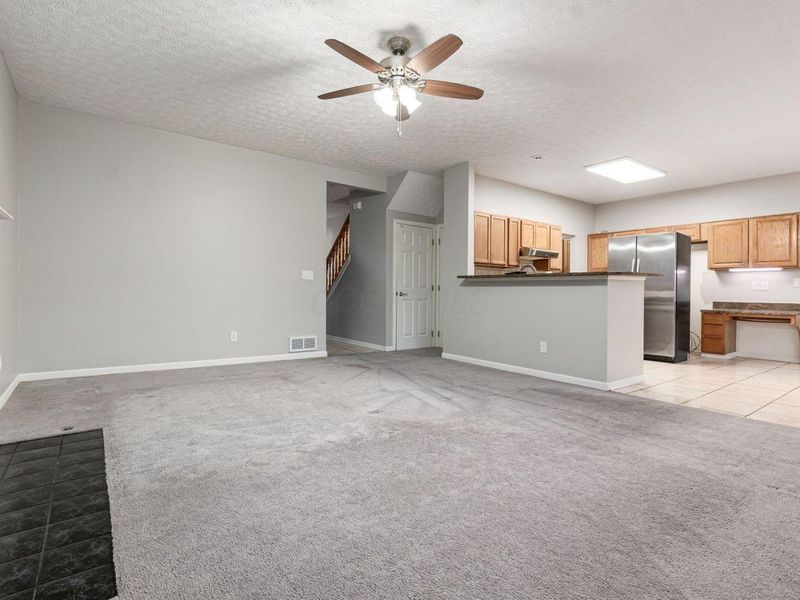 8133 Worthington Crsg Drive, Westerville, OH 43081 Photo 5