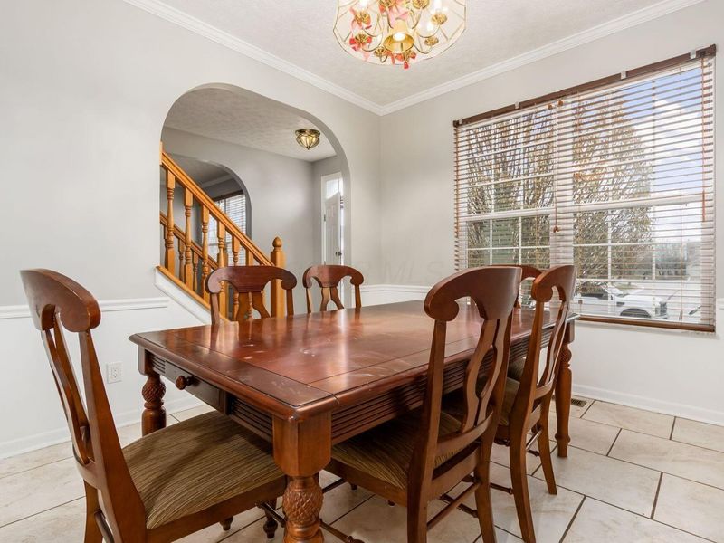 8133 Worthington Crsg Drive, Westerville, OH 43081 Photo 8