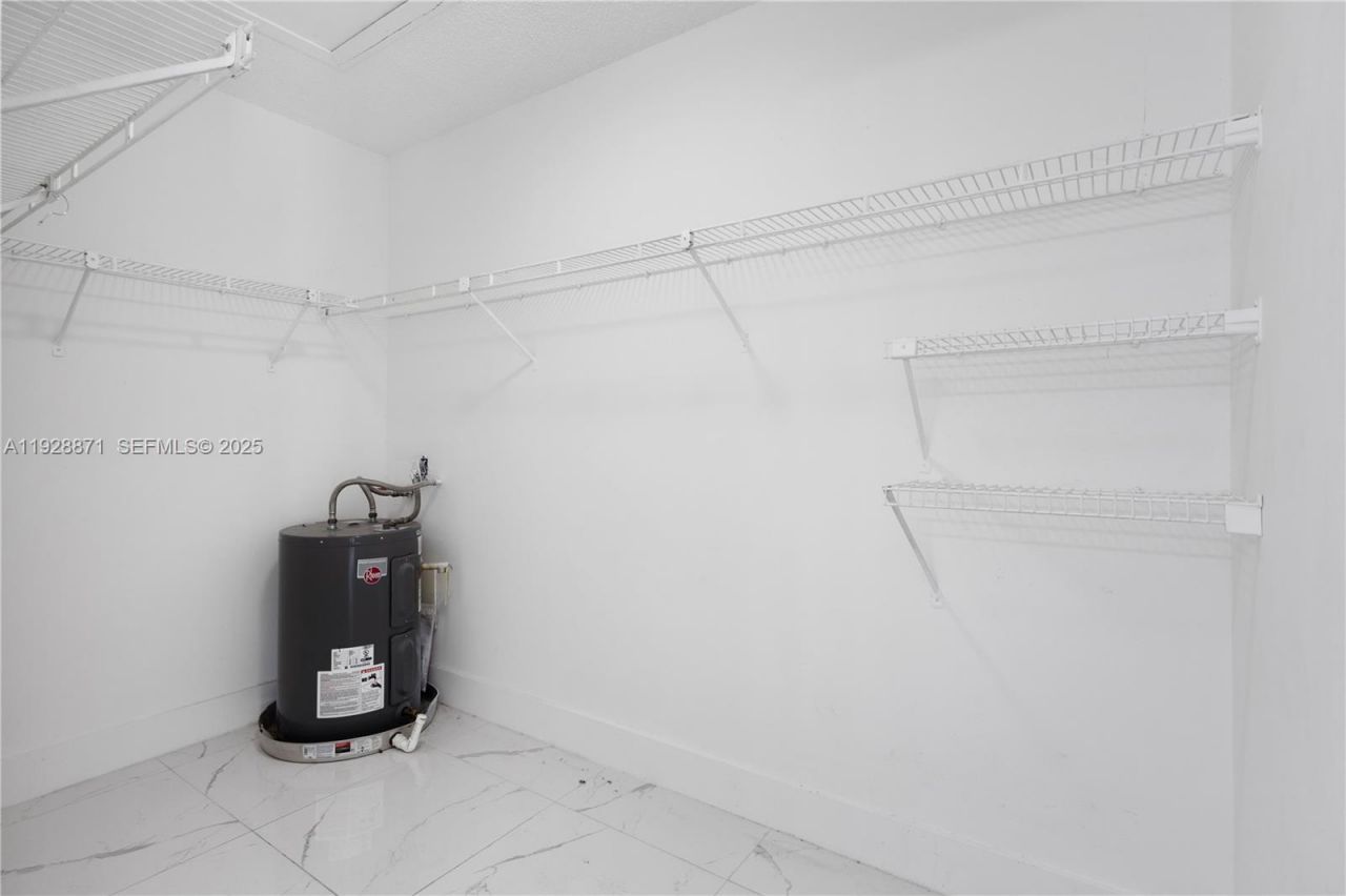 6580 W 27th Ct, Unit 58-21, Hialeah, FL 33016 Photo