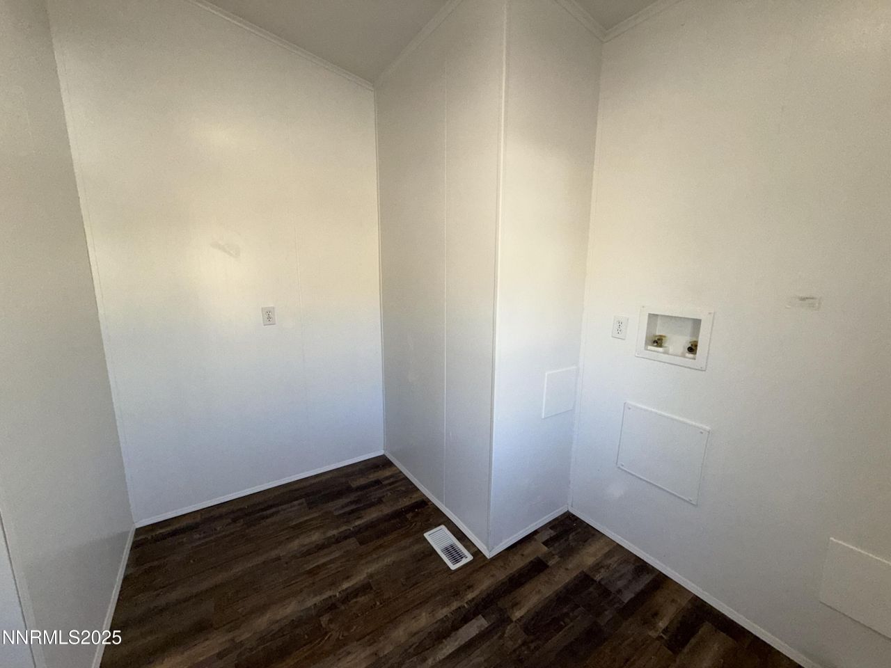 1166 Slate Road, Topaz Ranch Estates, NV 89444 Photo