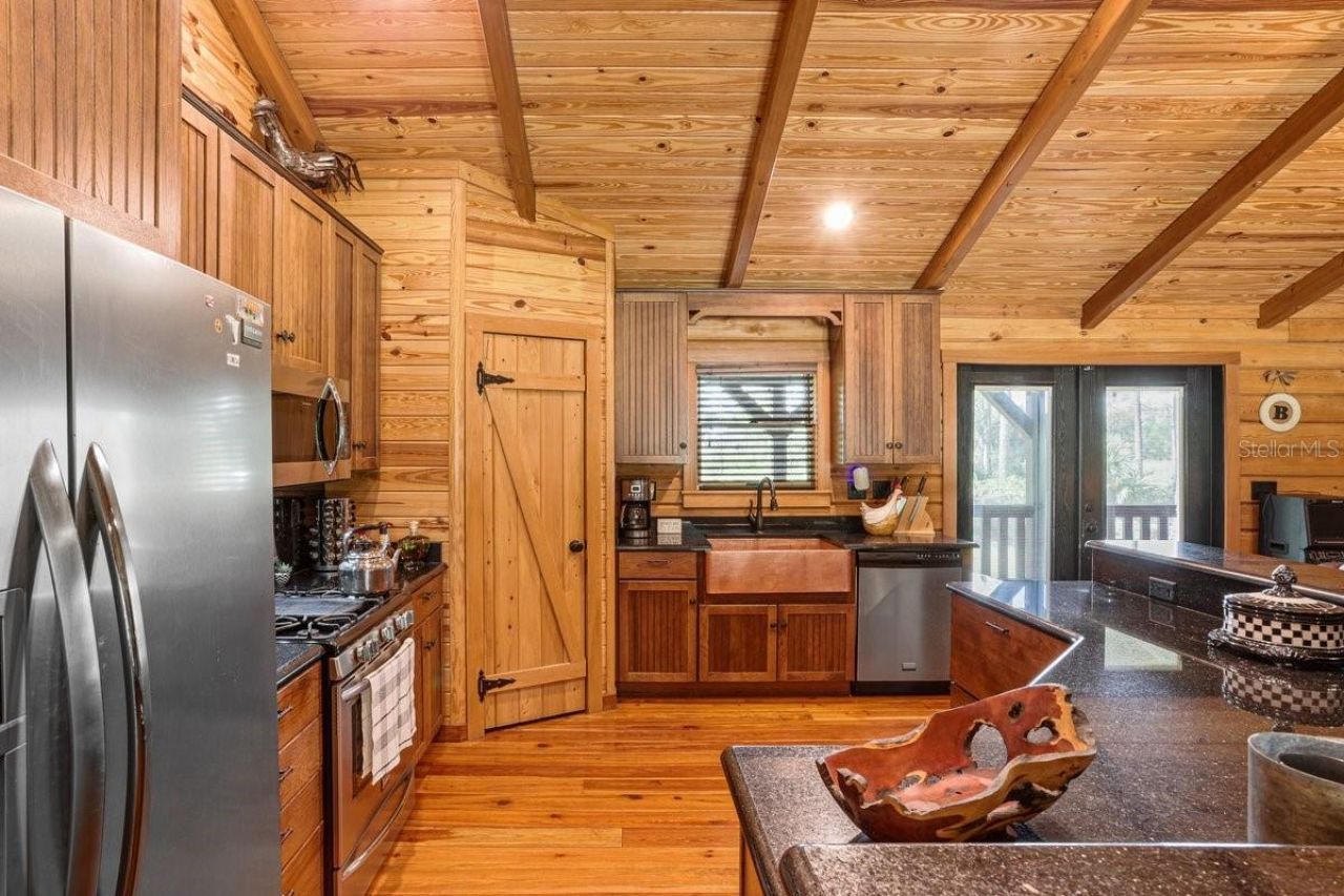 501 Duncan Lane Ne, Steinhatchee, FL 32359 Photo