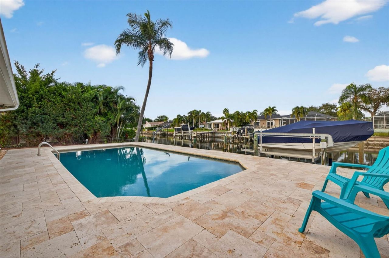 1963 Tanglewood Drive Ne, Saint Petersburg, FL 33702 Photo