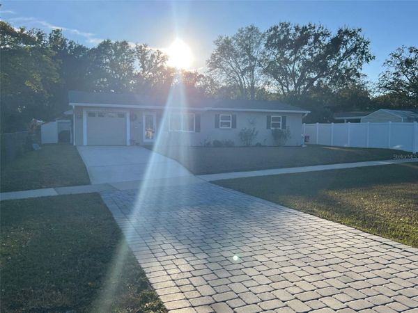 9328 FOREST HILLS, TAMPA, FL 33612