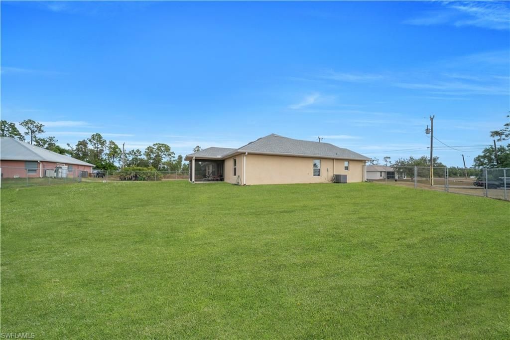 4344 NE 9th Ct, Cape Coral, FL 33909 Photo