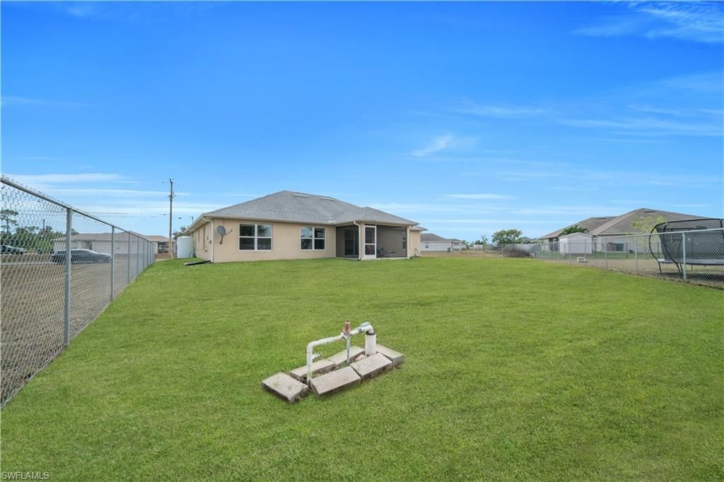 4344 NE 9th Ct, Cape Coral, FL 33909 Photo