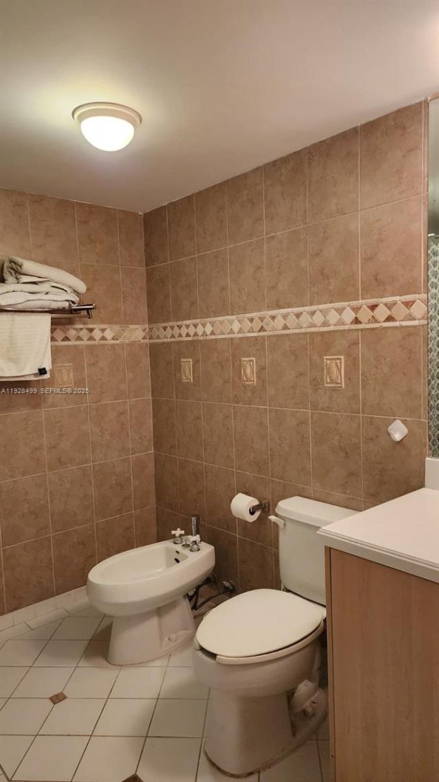 2951 S Bayshore Dr, Unit 1012, Miami, FL 33133 Photo