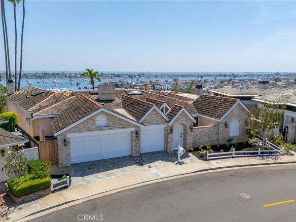 1541 Dolphin, Corona Del Mar, CA 92625
