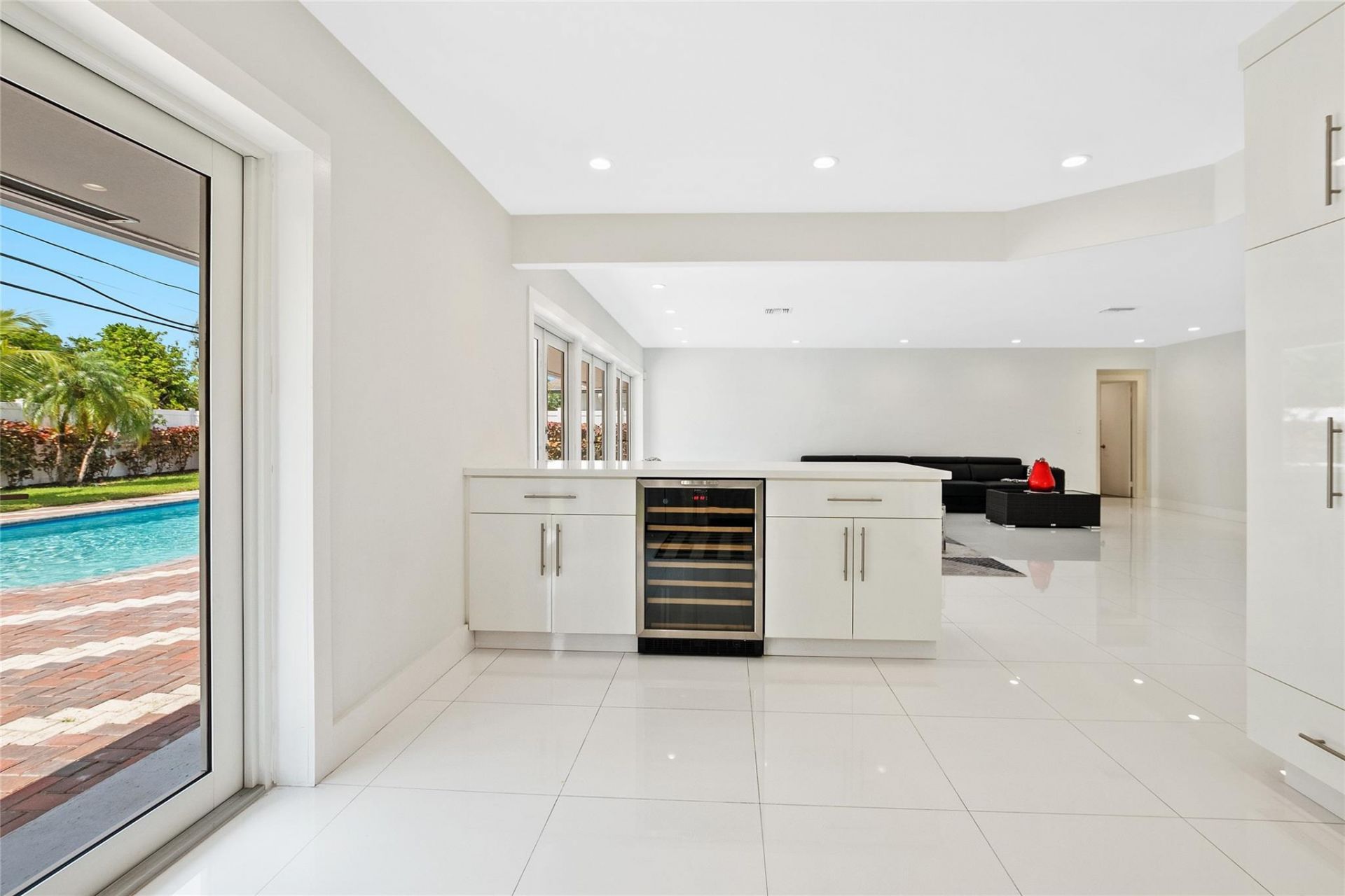 21100 Highland Lakes Boulevard, Miami, FL 33179 Photo