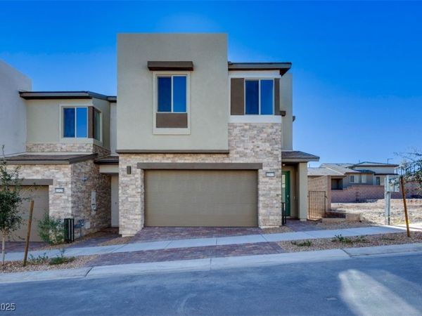 11935 Angle Cliff Avenue , Las Vegas, NV 89138