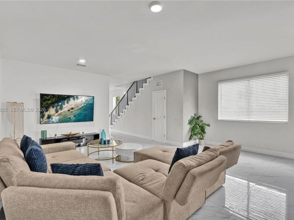 1968 NW 25th Ave, Miami, FL 33125