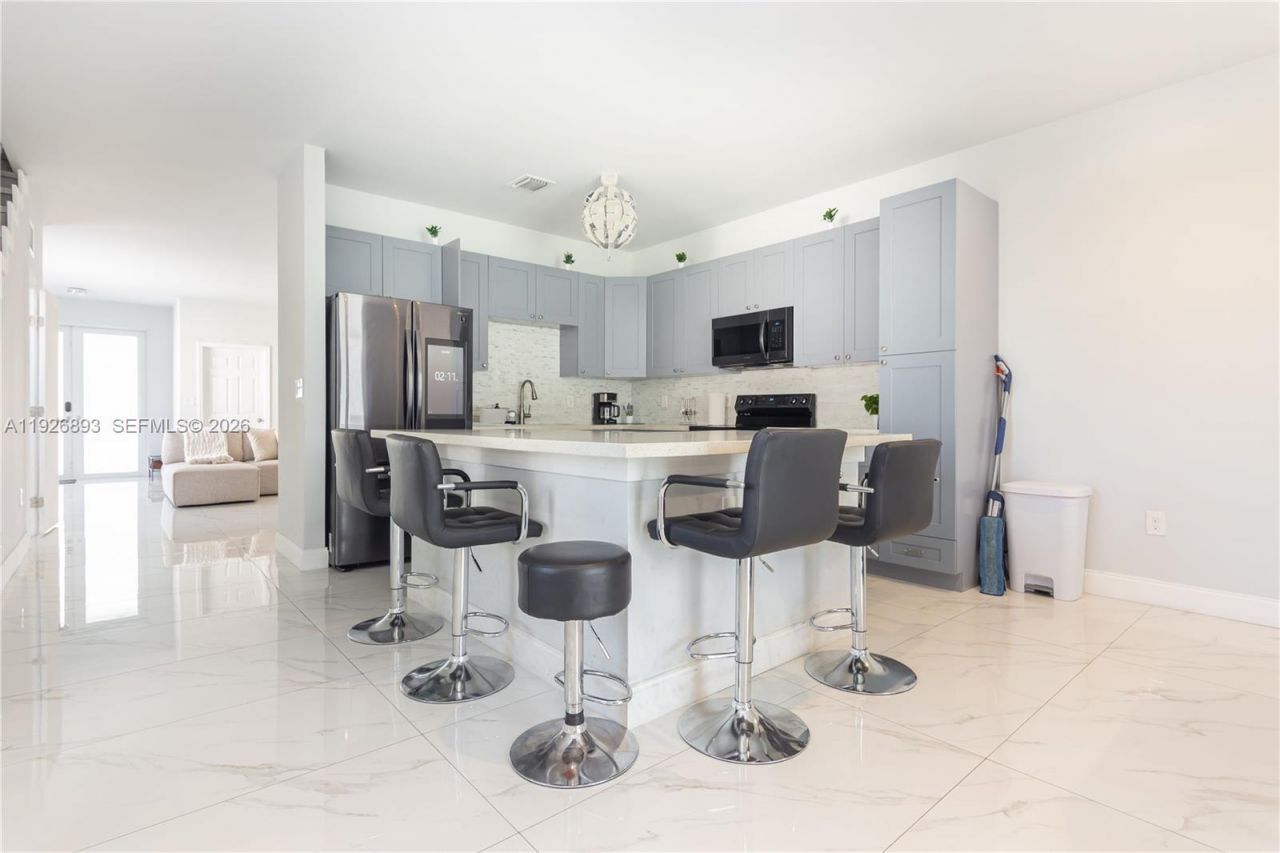 1968 NW 25th Ave, Miami, FL 33125 Photo