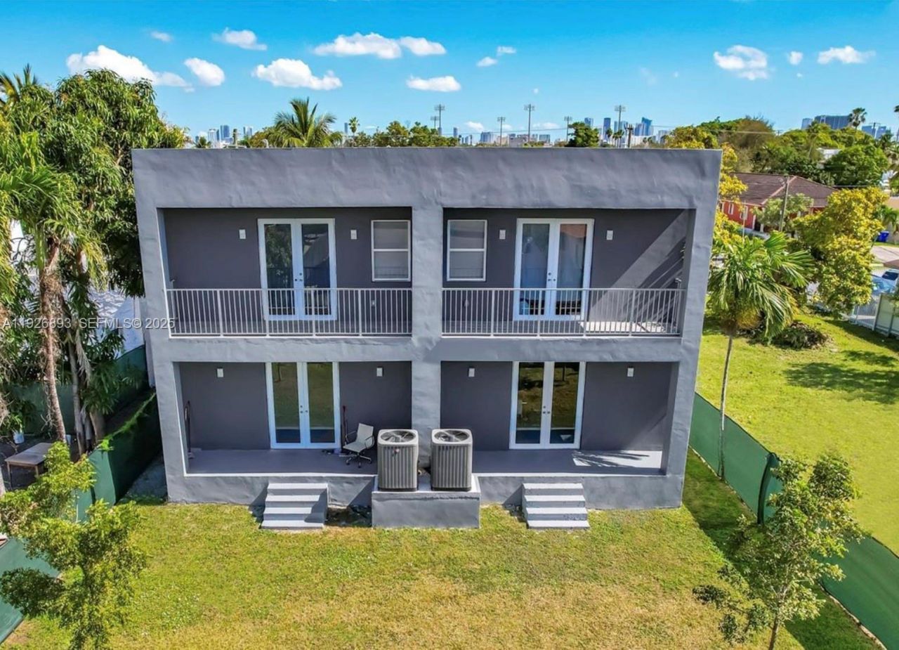 1968 NW 25th Ave, Miami, FL 33125 Photo