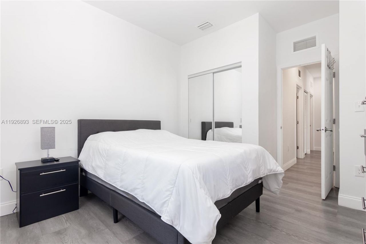 1968 NW 25th Ave, Miami, FL 33125 Photo