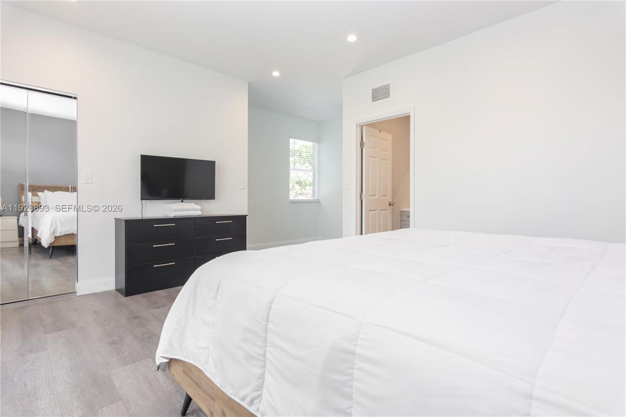 1968 NW 25th Ave, Miami, FL 33125 Photo