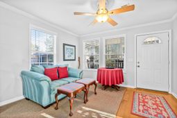 1522 N Avalon Circle photo 4