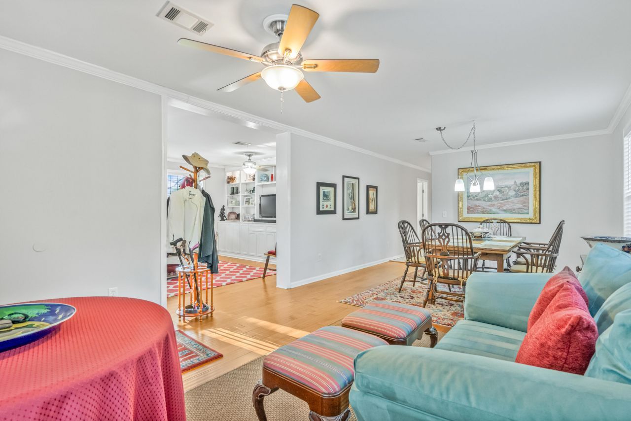 1522 N Avalon Circle Photo 8