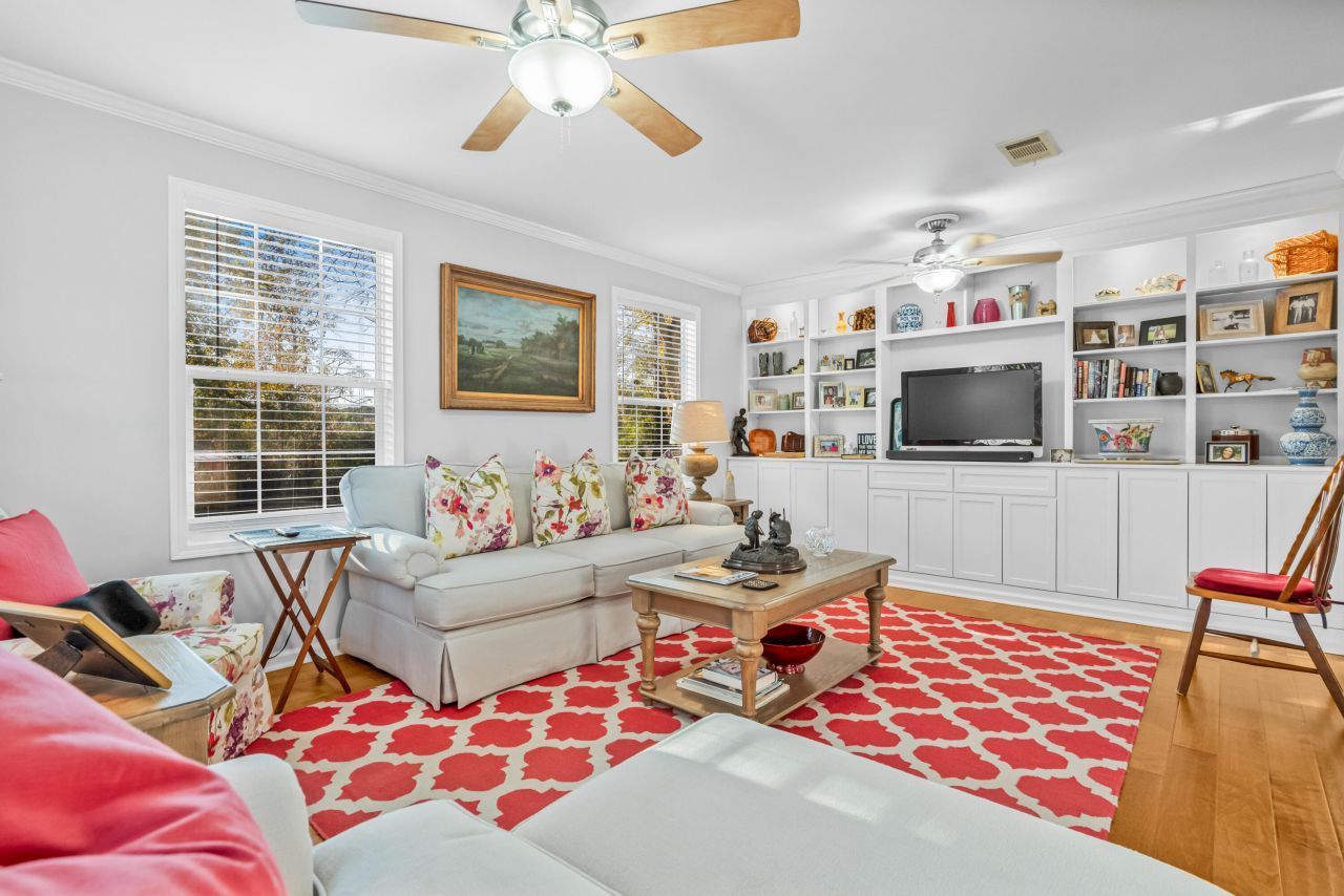 1522 N Avalon Circle Photo 9