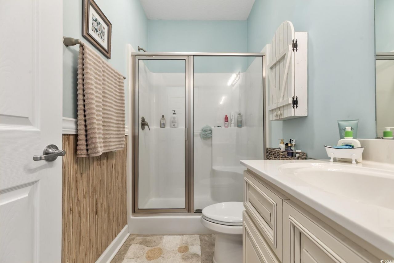 228 Palm Cove Circle Photo 18