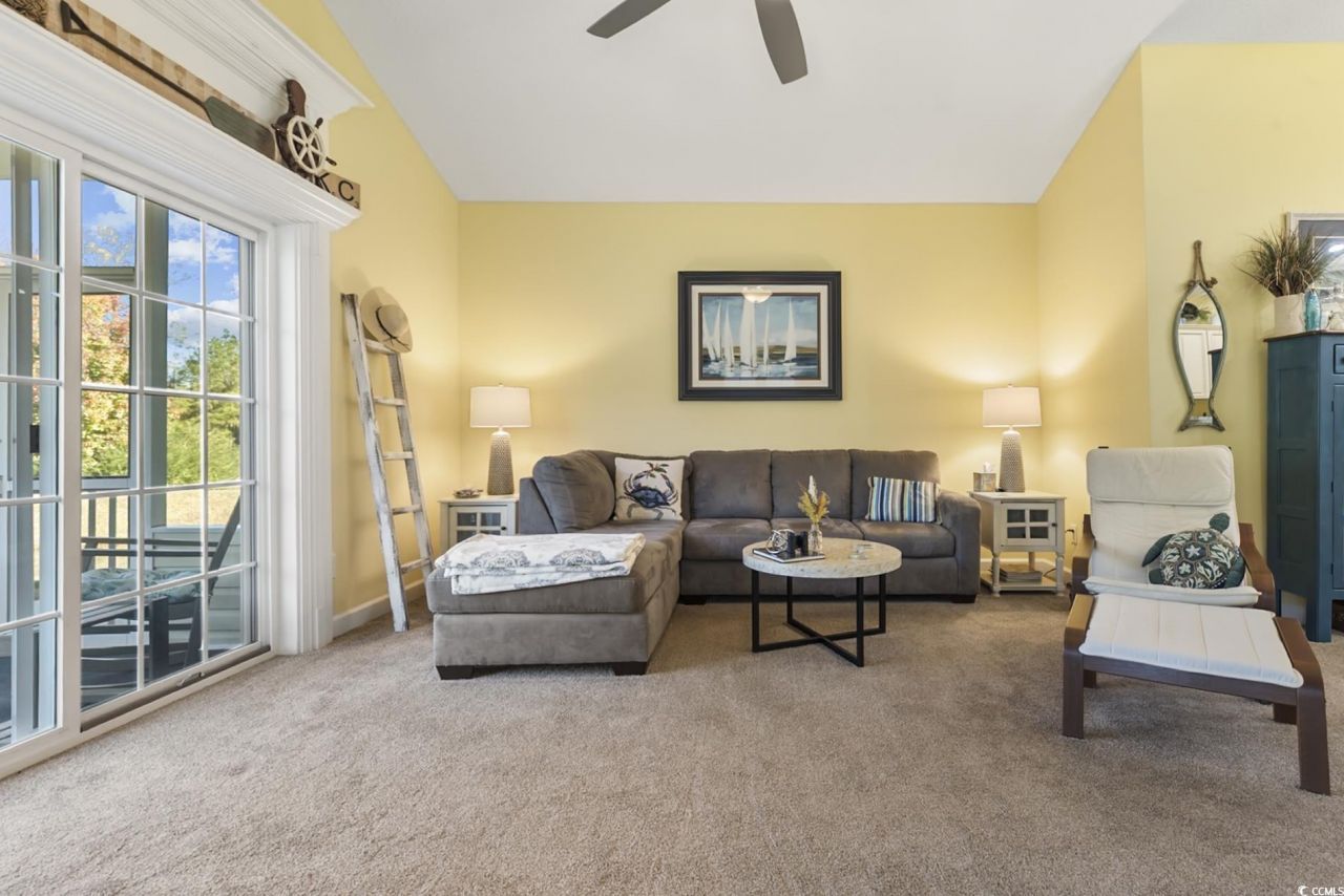 228 Palm Cove Circle Photo 6