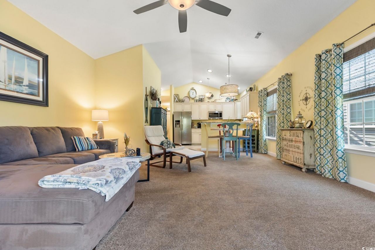 228 Palm Cove Circle Photo 7