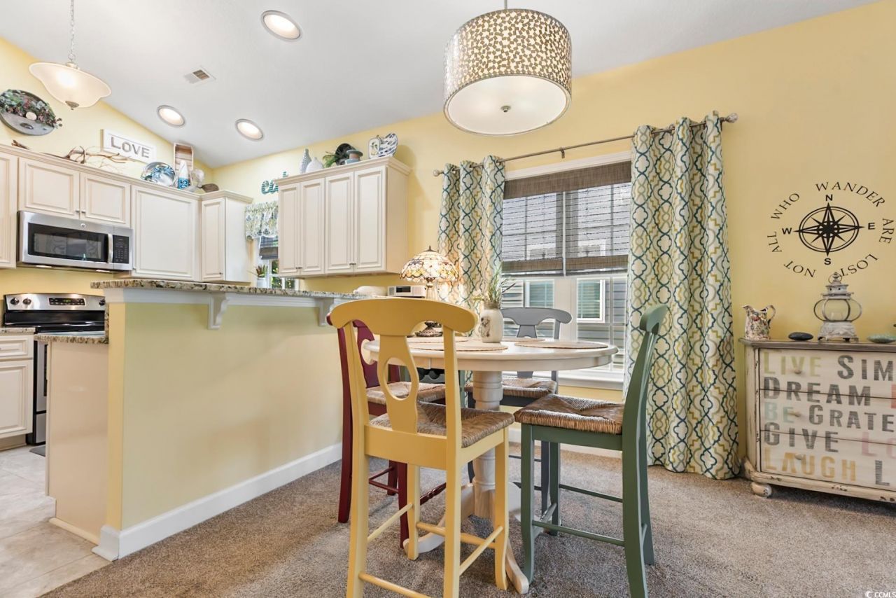 228 Palm Cove Circle Photo 9