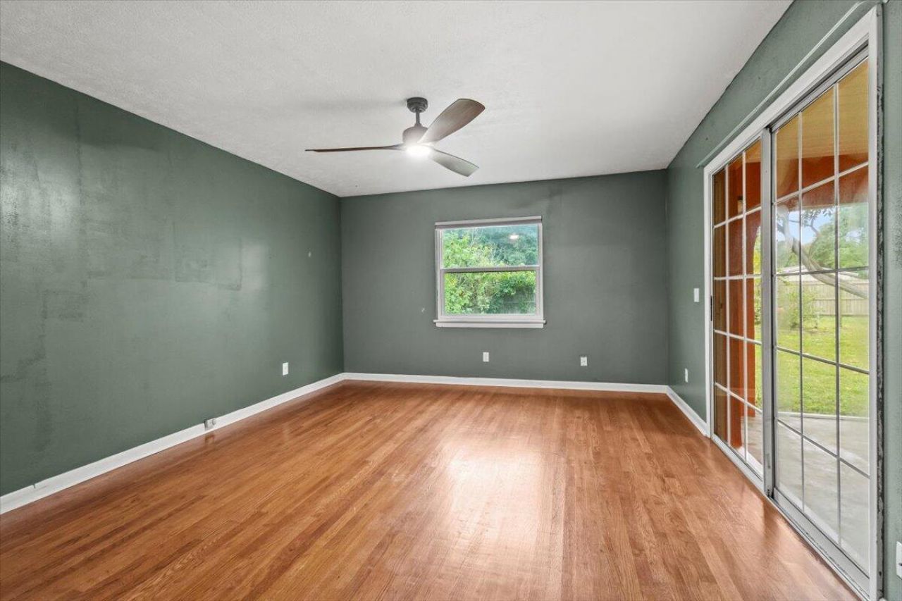 1407 Wyoming Avenue, Fort Pierce, FL 34982 Photo