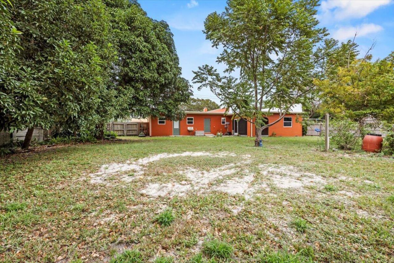 1407 Wyoming Avenue, Fort Pierce, FL 34982 Photo