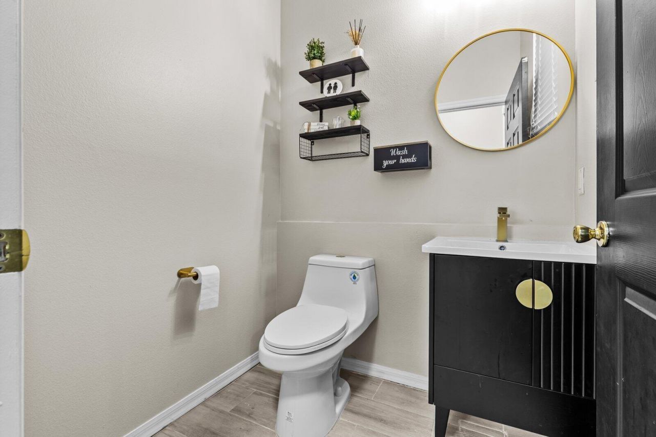 6909 NW Kowal Court, Port Saint Lucie, FL 34986 Photo