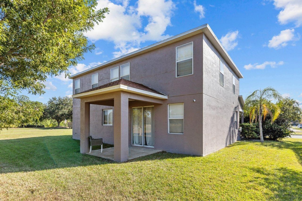 6909 NW Kowal Court, Port Saint Lucie, FL 34986 Photo