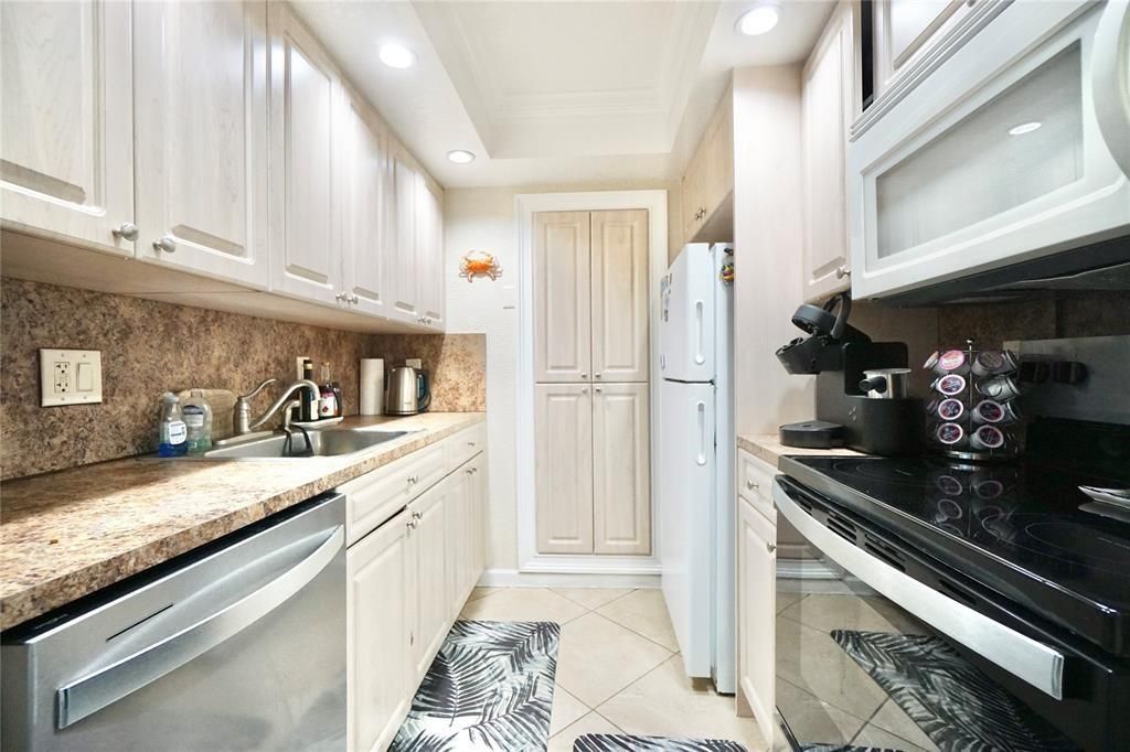 111 Briny Avenue, Unit 2307, Pompano Beach, FL 33062 Photo