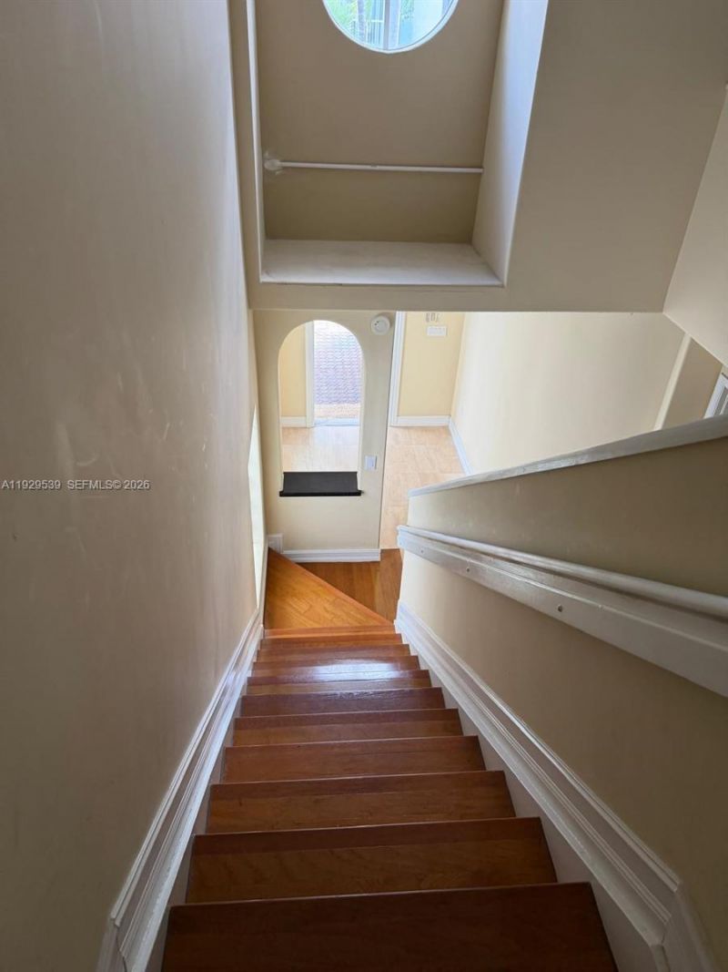 3085 NE 208th Ter, Aventura, FL 33180 Photo