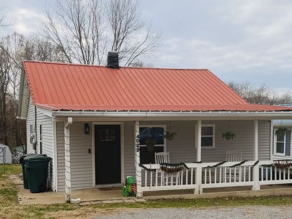 4029 Brown St, Westmoreland, TN 37186