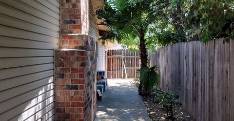 4729 Moorpark Way, Sacramento, CA 95842 Photo
