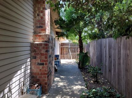 4729 Moorpark Way, Sacramento, CA 95842 Photo