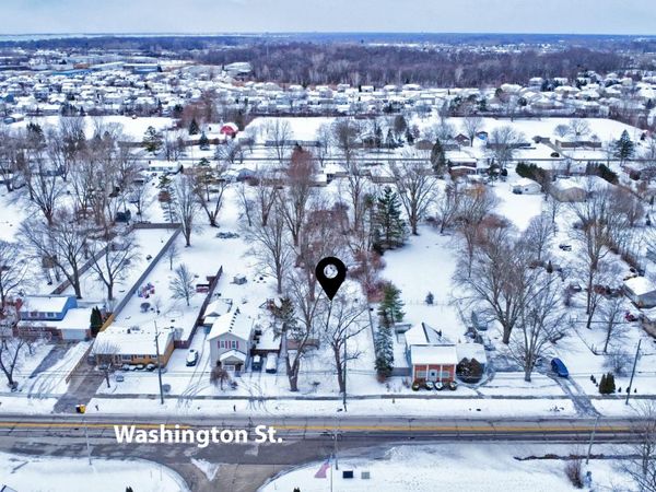 52451 Washington Street, New Baltimore, MI 48047