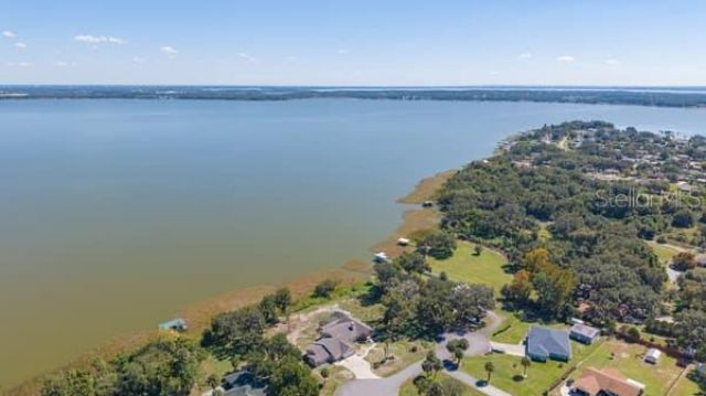 34240 Rosa Lane, Fruitland Park, FL 34731 Photo