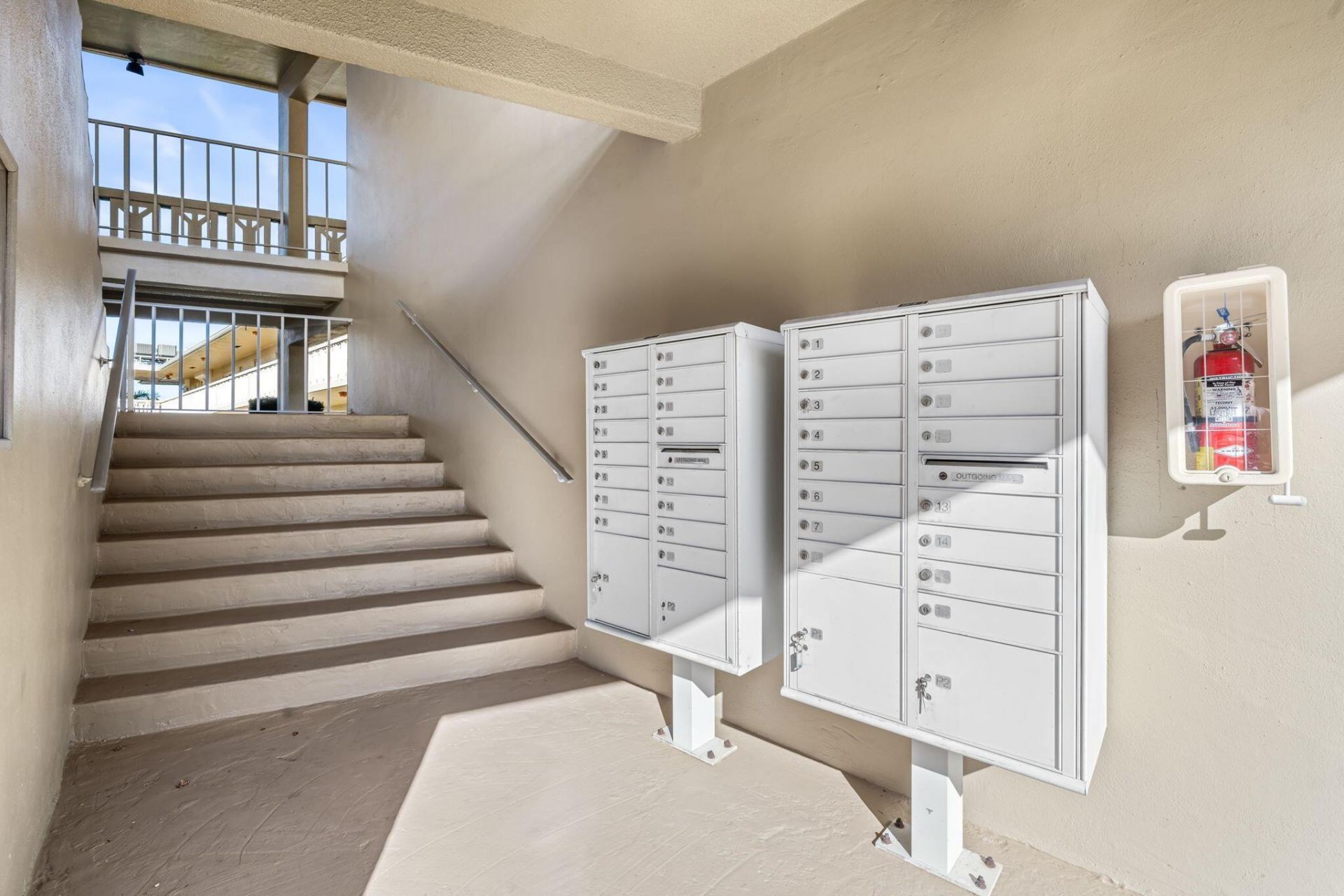 419 S Us Highway 1, Unit E201, North Palm Beach, FL 33408 Photo