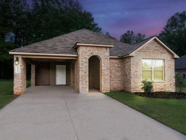 18349 FOX HOLLOW Loop, Hammond, LA 70401