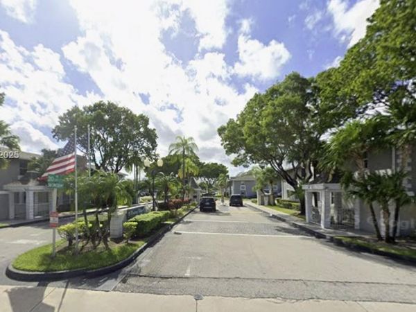 464 NE 210th Cir Ter, Unit 102-10A, Miami, FL 33179