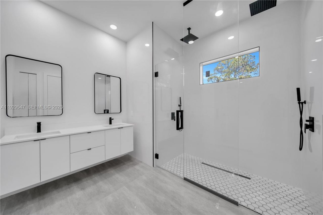 1912 Roosevelt, Lehigh Acres, FL 33972 Photo