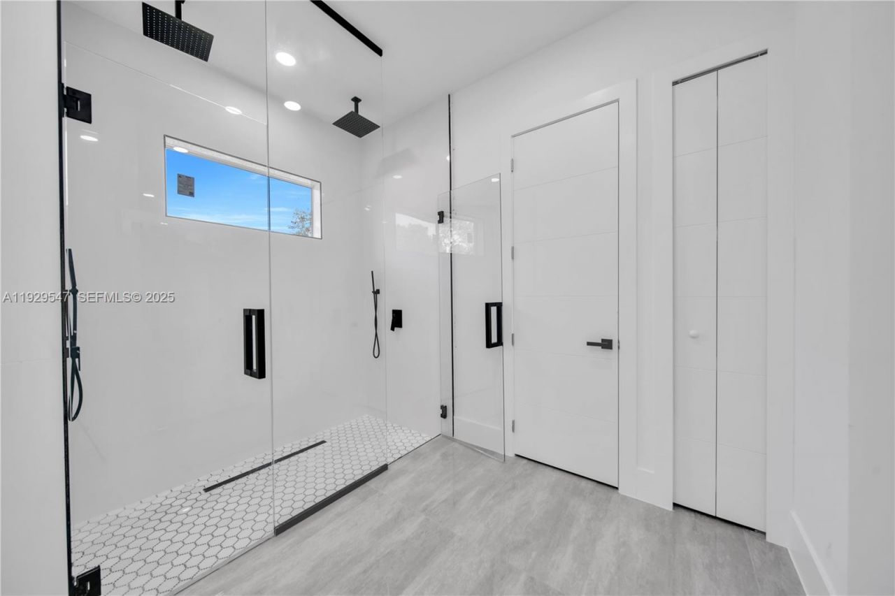 1912 Roosevelt, Lehigh Acres, FL 33972 Photo