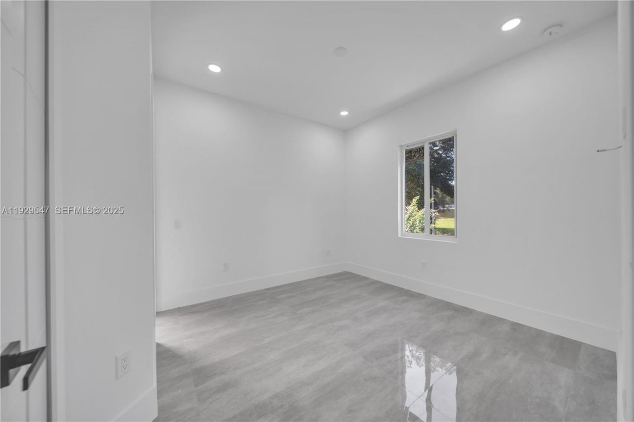 1912 Roosevelt, Lehigh Acres, FL 33972 Photo