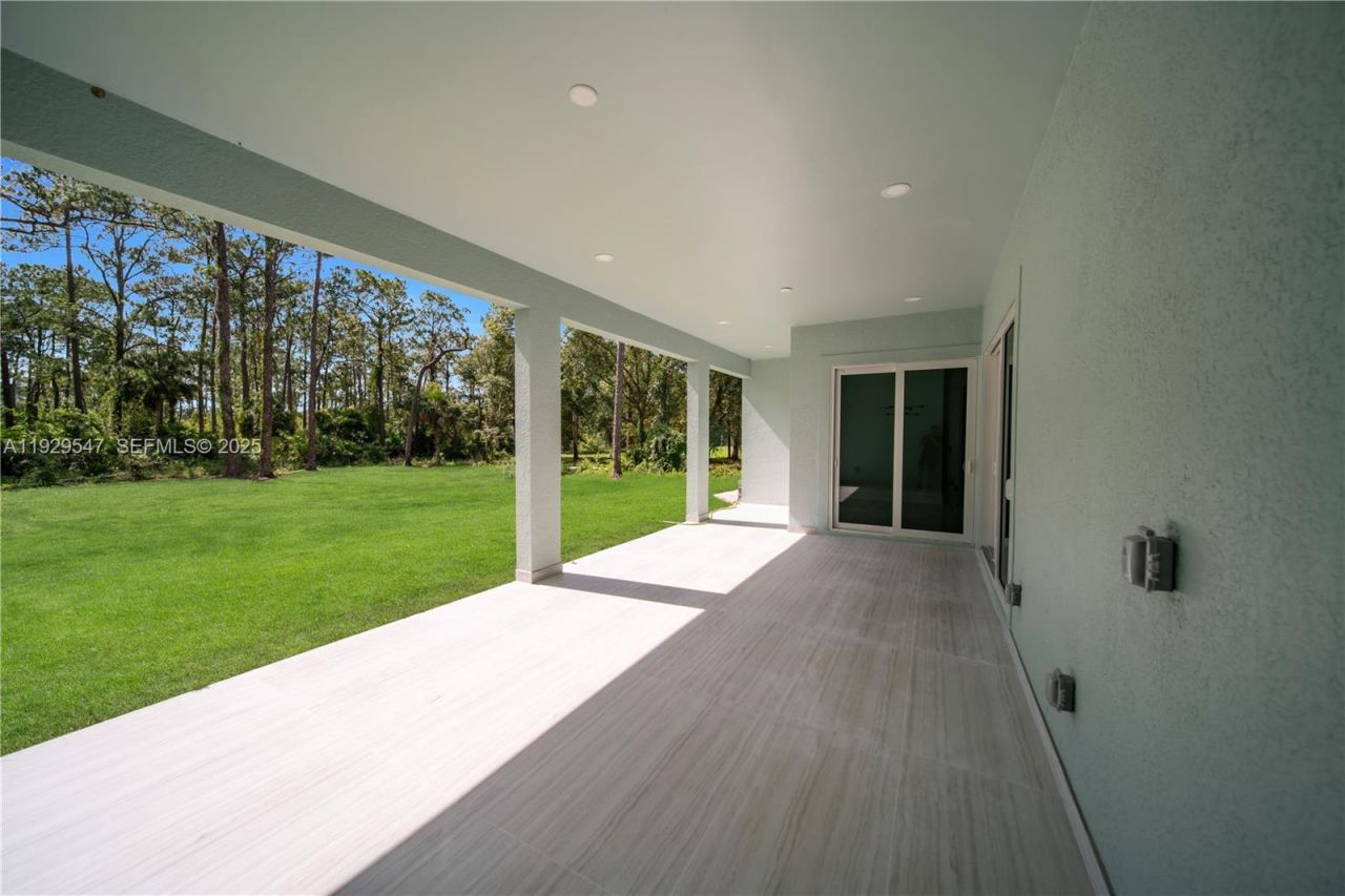 1912 Roosevelt, Lehigh Acres, FL 33972 Photo