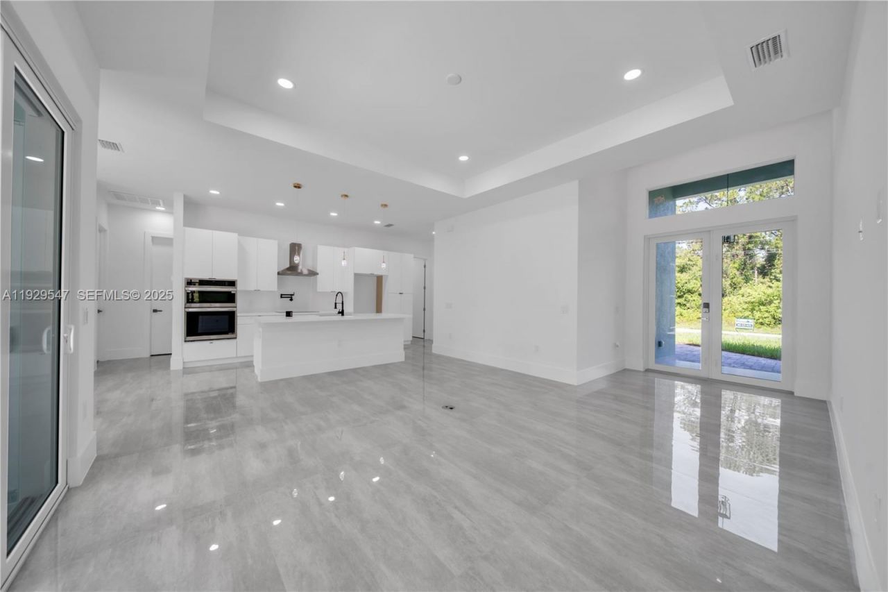 1912 Roosevelt, Lehigh Acres, FL 33972 Photo